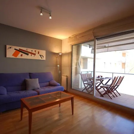 Lets Holidays Pool Garden In Tossa Тоса-де-Мар