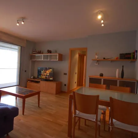 Апартаменти Lets Holidays Pool Garden In Tossa Тоса-де-Мар
